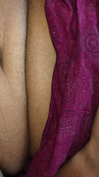 Soție sexy varsha sexy din Chennai masti romantică fierbinte sex în noapte cu băiat tânăr