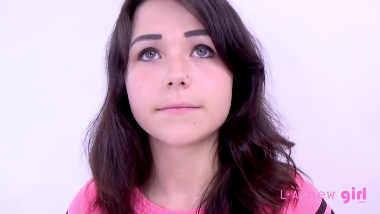 L.A. New Girl: Amateur tiny teen sucks & fucks big cock at photoshoot for...