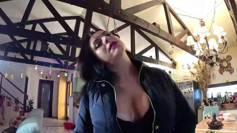 MilfyCalla: スモーキングフェラチオ、キャメルトーからかい、ダウンジャケットにダブルイッ 331