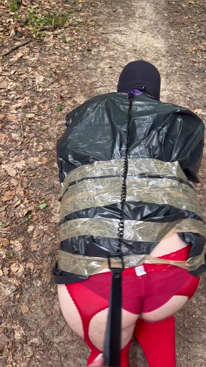 Maitresse Clara: Ormanda ceza...