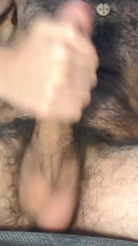 Gay with 20 Centimeter Penis, Gets a Lot of Milk