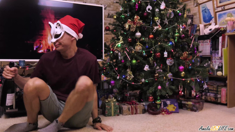 Amelie Dubon: Man fantasizes how had doggy sex after Christmas party - cumshot