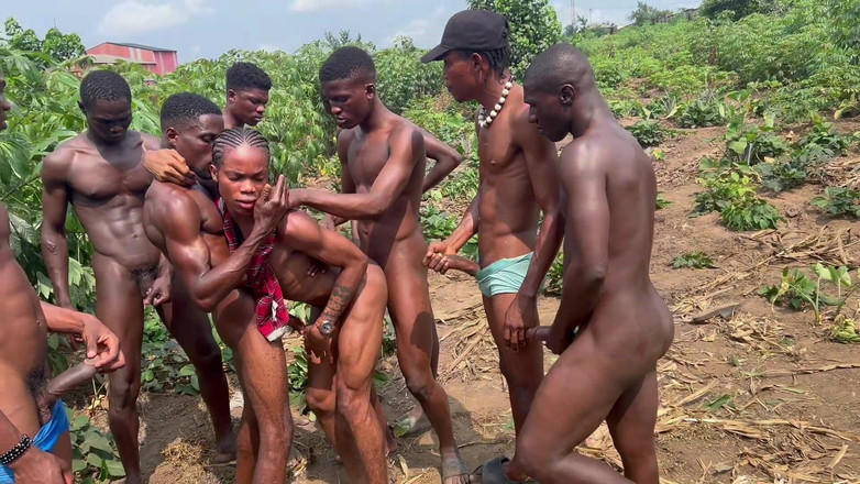 Baddestboyx: Fui fodida por nove caras sensuais na cena ao ar...