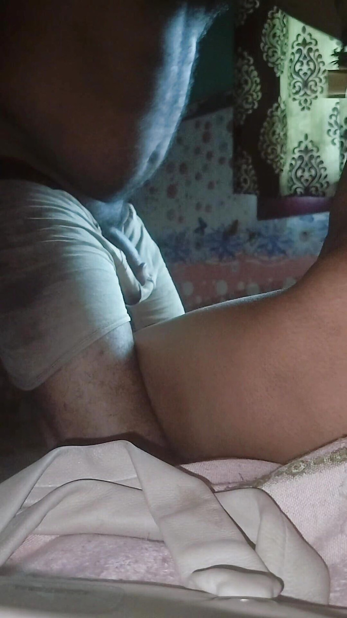 Hari doy: Šukám svou sexy desi přítelkyni