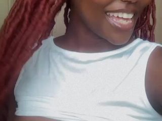 SEXXY-DAISY: Teen Likes to Show off