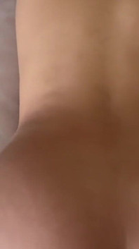 내 자지를 따먹는 겸둥이 아시아 십대 소녀
