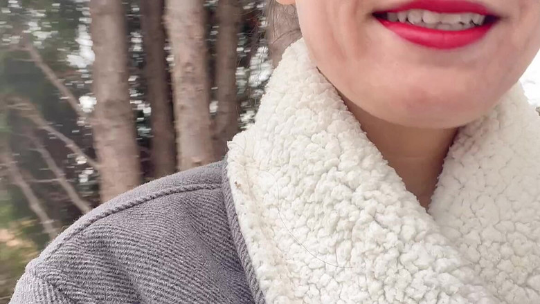 sweethanajapanese: Hana si cewek seksi dengan memek kencing direkam udara dingin...