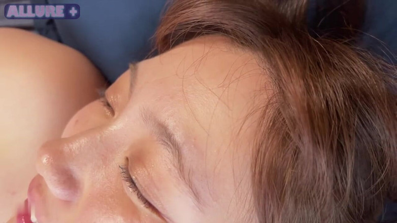 THAT'S WHAT SHE SAID: Hcupheat soția ademinitoare care radiază farmec senzual pur