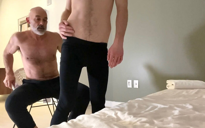 Tantric Fitness: Hoe te presenteren (volledige scène!)