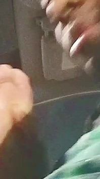 Sesión de coche adoración de pies con tu favorita grandota ncfootgoddess