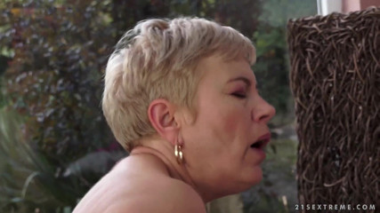 Mature Climax - 100% Mature Videos: Reife fickt einen jüngeren typen