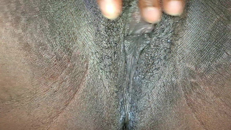 BMCs: 全是多汁的辣妹，准备被撕裂