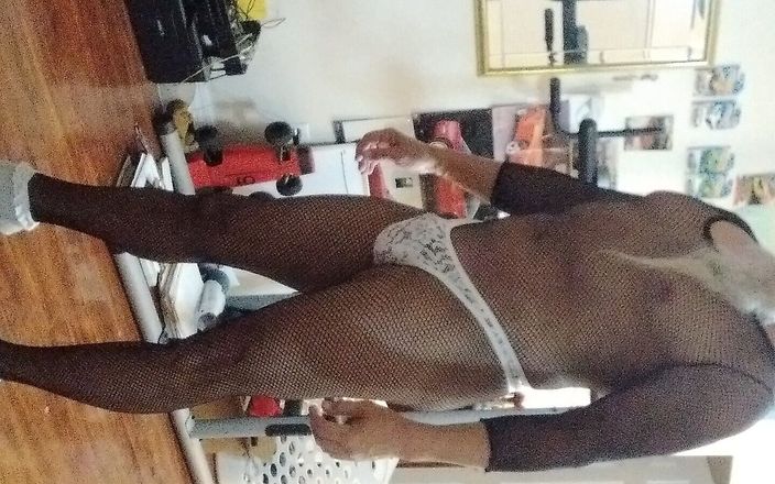 MrLeggs: Vari outfit che sembrano andare in forma.