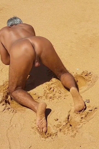 Ladysilvas: Ladysilva na plaży Chce przelecieć jej gorącą dupę