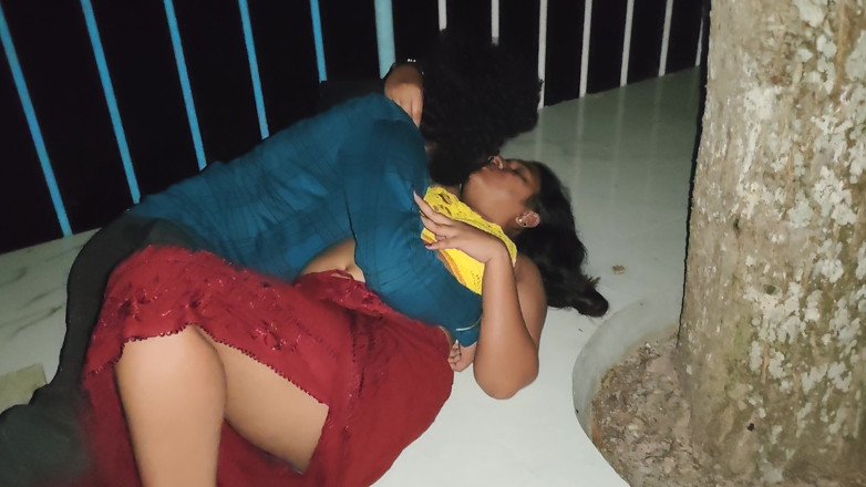 Vaigavarun45: Outdoor Sex Near River in Night, Mallu Couple Romantic Fuck...