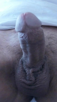 Hot Guy Showing His Dick on Cam