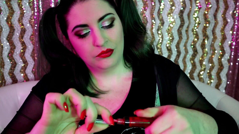 goddessjoules: 100 Strati di baci Asmr lipgloss