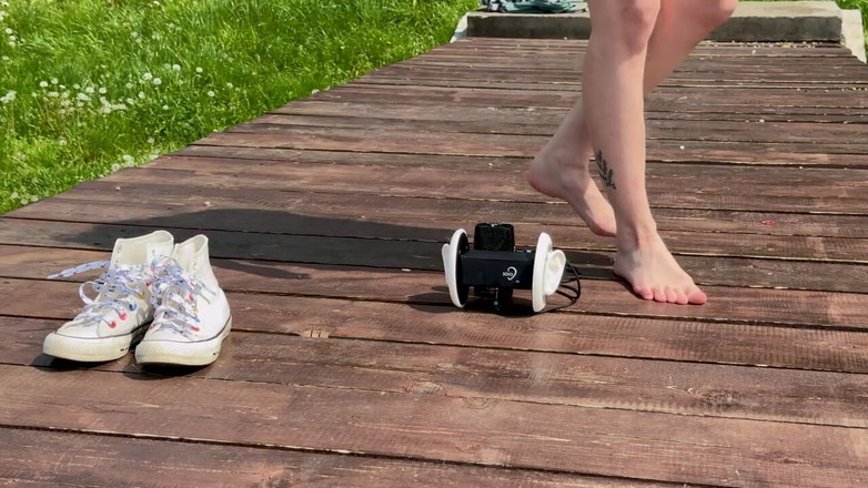 Loly Nebel Studio: Caminata por el lago Asmr