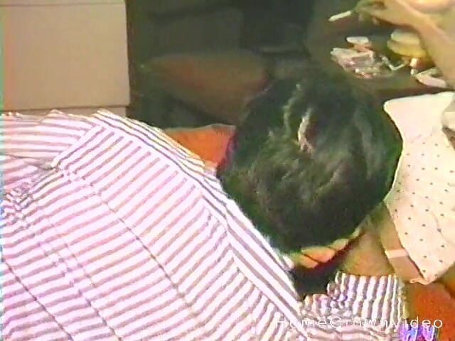 Homegrown Vintage: Hodina vintage kundičky