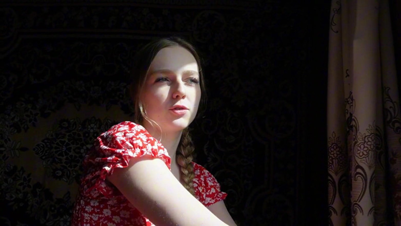 Arisha Mills: 都会から来て、集団農家と性交