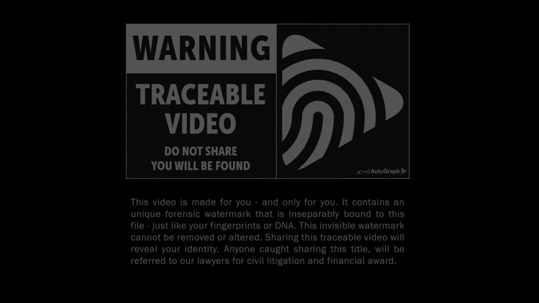 BoyFun Solo: 高挑的拉丁twink在试镜时粗暴地抚摸他的大鸡巴