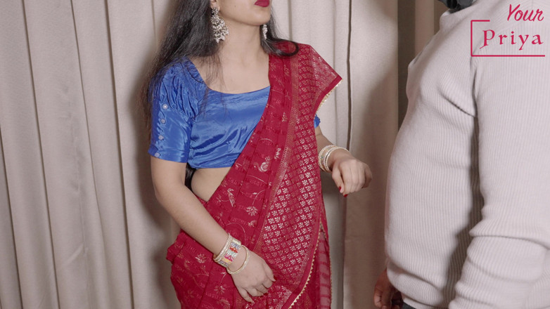 Your Priya: Indiancă bhabhi sexy la vârf futută și umplută cu spermă în coloană...