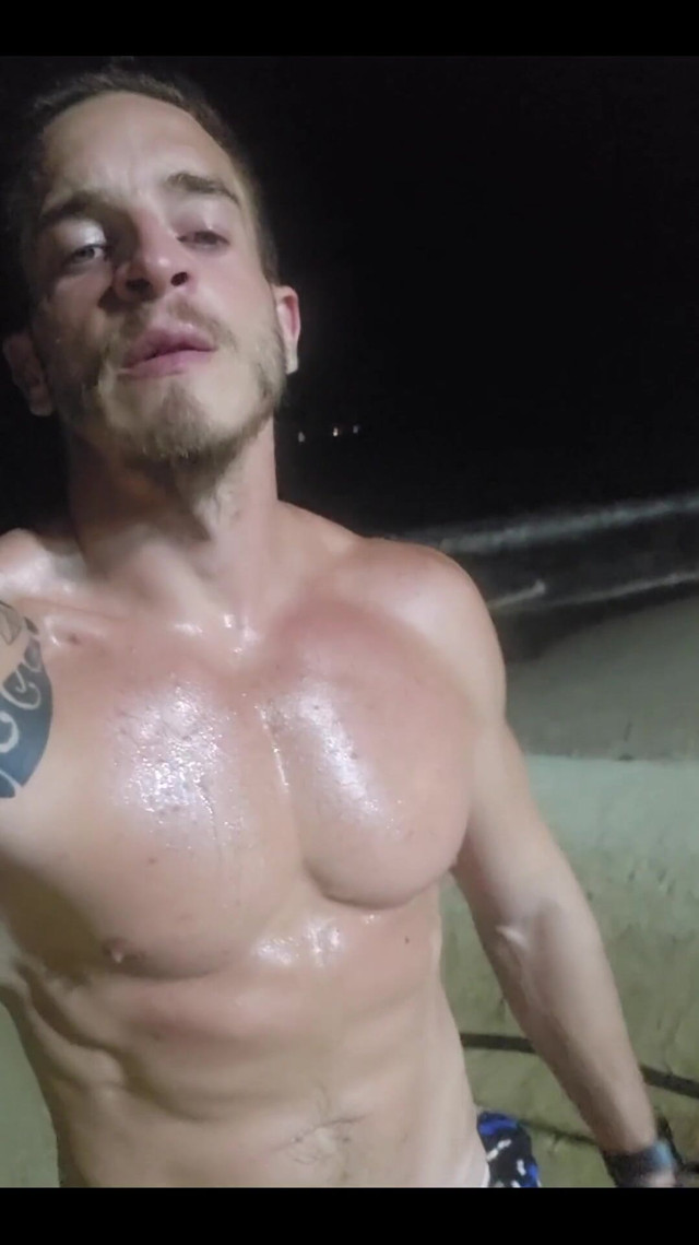 Night Beach Training. (Dave Wikkinson) Night Beach Training. (Dave Wikkinson)