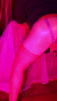 Mengongkek diri saya pada dildo seperti sial, seperti jalang kongkek