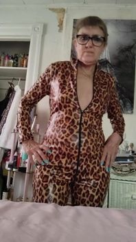 Costume