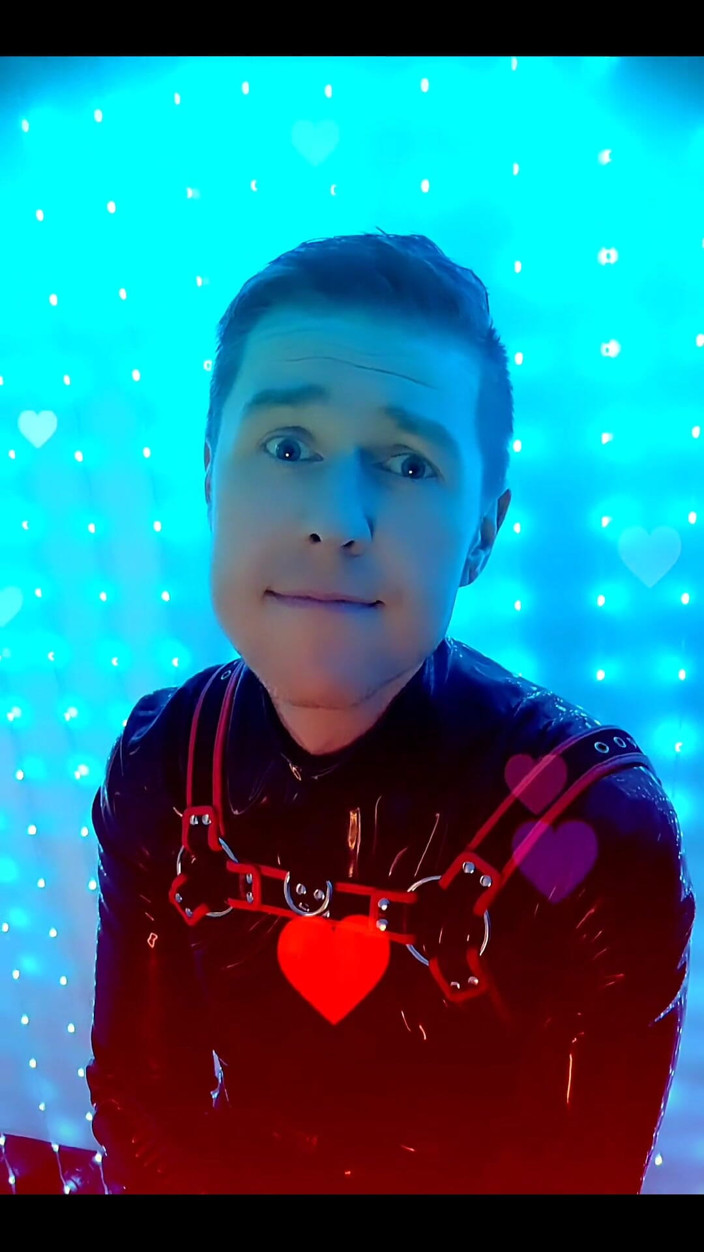 Roman Heart: Відео для мого нового reellatexrubberblackstyle