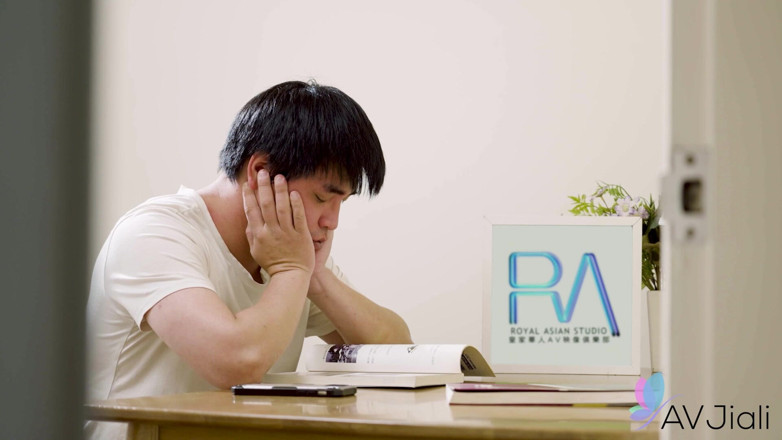 AV Jiali: A Sexy Taiwan Classmate Cheers Her Classmate on to Study...