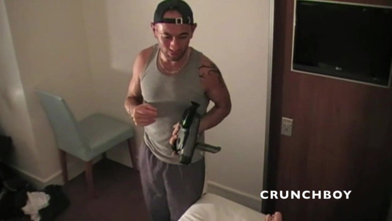 French Twinks Amator videos: Duas gêmeas francesas sensuais fodem para sessão de pornô amador