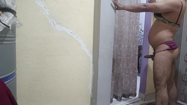 LovedSunsine1990: Hlavní apne manželka Ki Bra Ke Sath Masti Kar Raha...