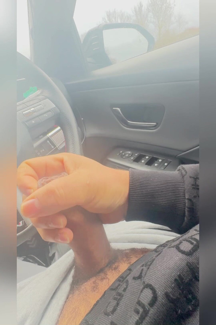 Kadu: Pokazując mojego wielkiego kutasa dla kierowcy ciężarówki