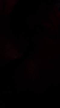 大きな拳が私の小さな膣の中に入っていました
