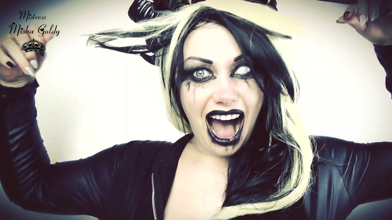 Goddess Misha Goldy: Succubus kommer att äta dig efter knull!