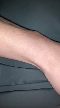 Balade nocturne en ville et creampie anal avec l’ado excitée de ma demi-sœur