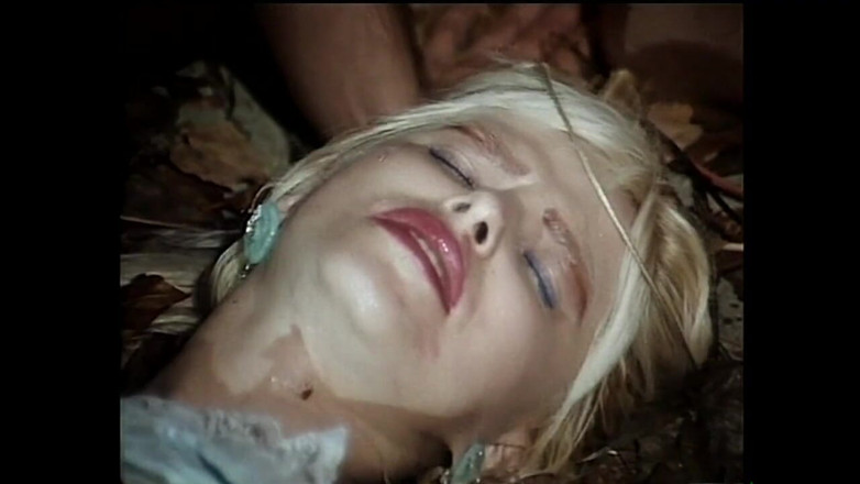 XTime Vod: John Holmes versus Ilona Staller - (film original complet în HD)