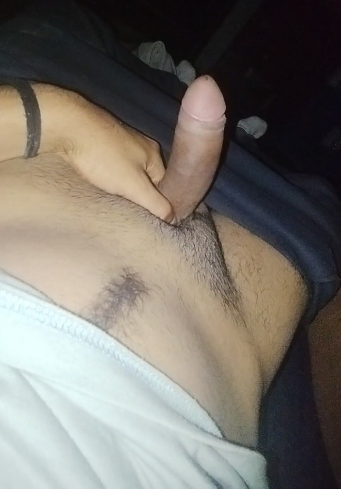 AlexAlejandro13: Una Paja Antes De Ir Tomar Una Siesta