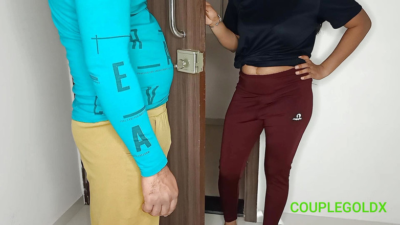 Sexy Komal: Warum stellen Sie Ihr Fahrrad auf meinem Parkplatz ab? Geh,...