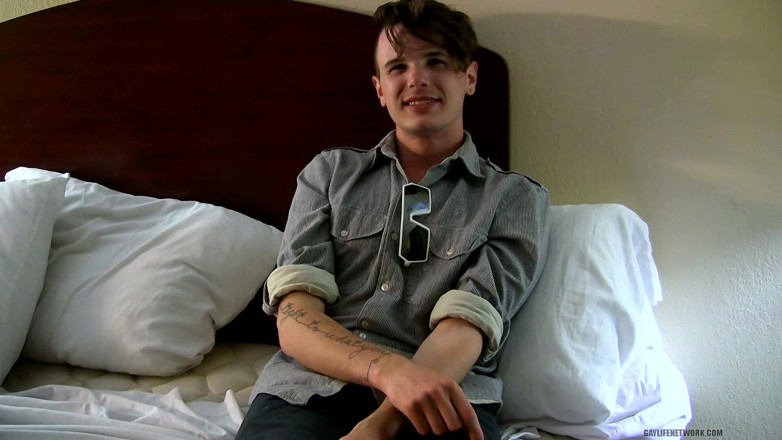 Teach Twinks: Intervievând-o pe Timo cea sexy!