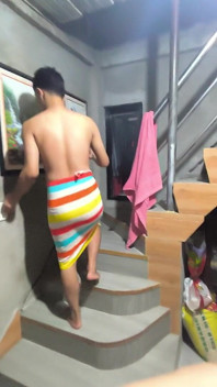 Filipino Teen Engraver Jerks Himself off in the Shower Until He Cums