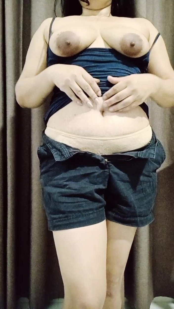 Achini: บทบาทสมมุติของเพื่อนลูกเลี้ยงชายของฉัน