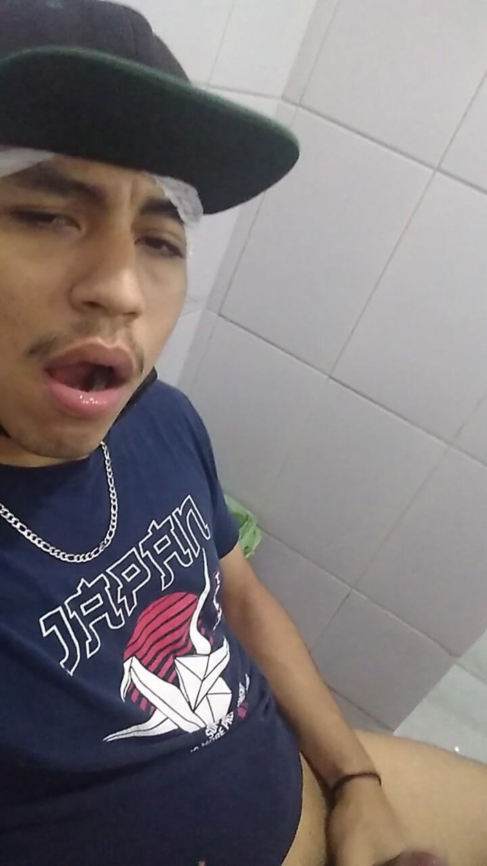 AlexAlejandro13: Let's Go to the Public Bathrooms a Little Bit