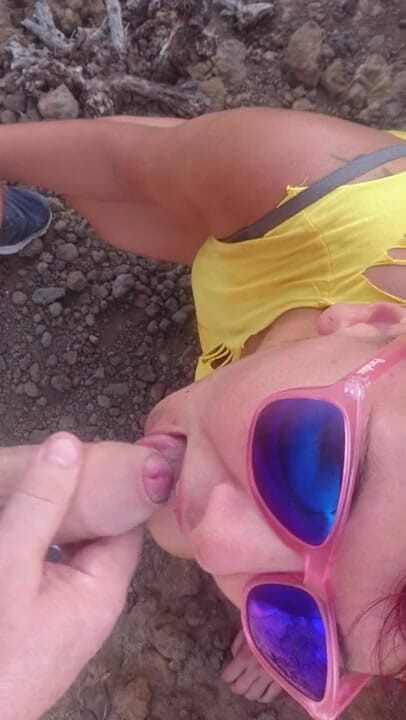 bekycarril: Sex oralny na zewnątrz i połykać