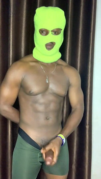 Horny Hunk Jerks off in the Morning