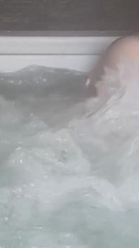 Karcelyne și Petrecere sexuală privată la spa