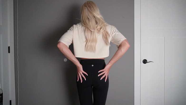 Keeks3005: Provando diversi top per te