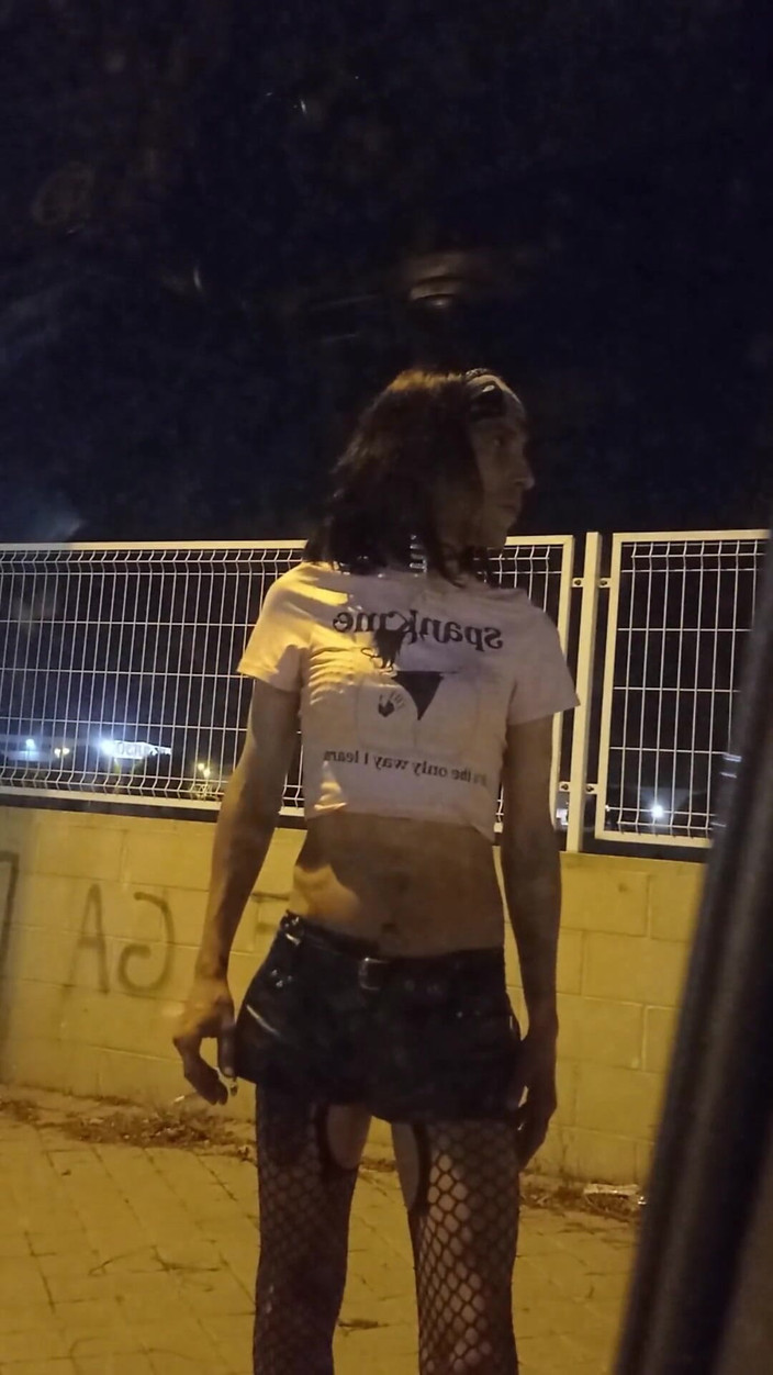 Penelopene27: क्रॉसड्रेसर दिखावटी आउटडोर भाग 1