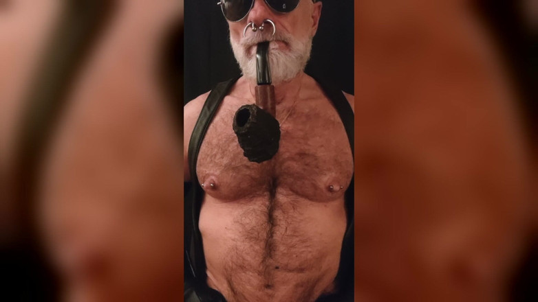 MusclesCigarsFFPig: Świnka z sutkami